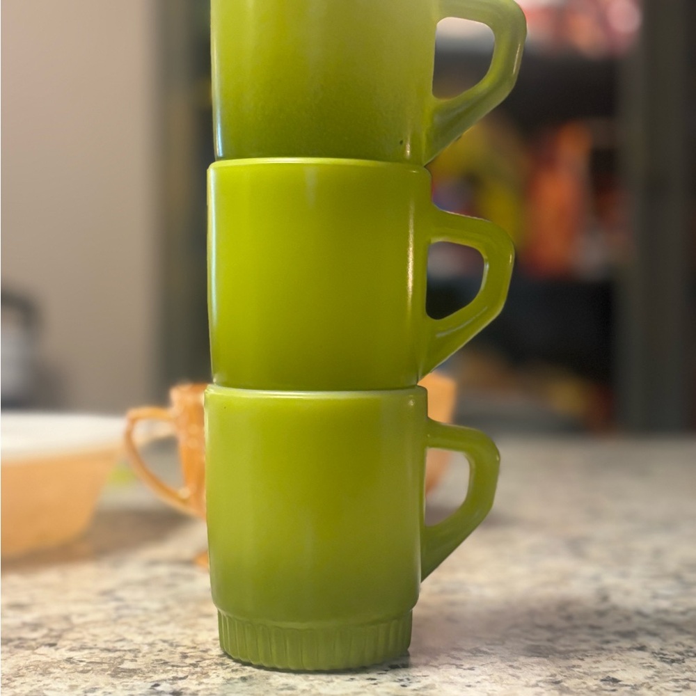 Green Ceramic Coffee Mugs Set